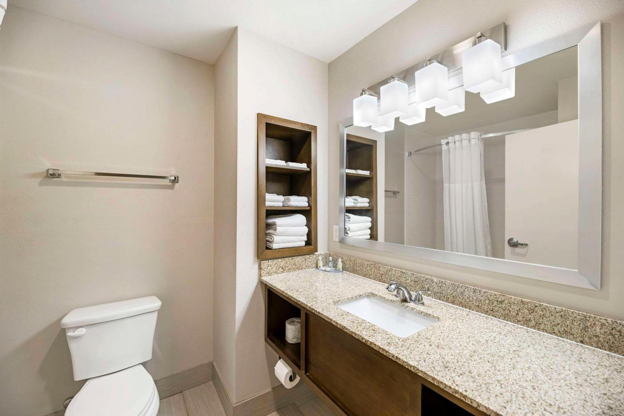 Quality Inn & Suites Carlsbad Caverns Area Exteriör bild