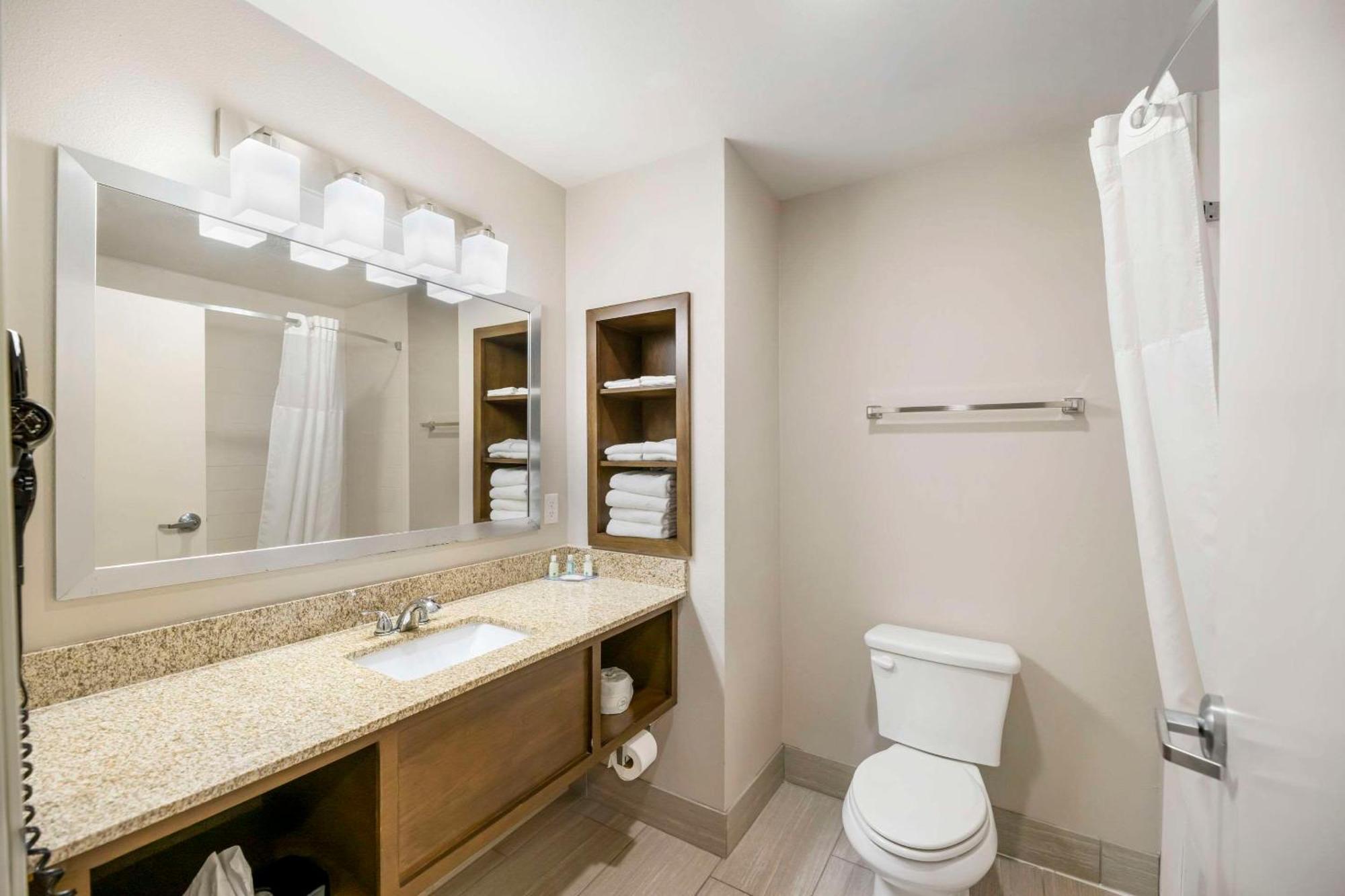 Quality Inn & Suites Carlsbad Caverns Area Exteriör bild