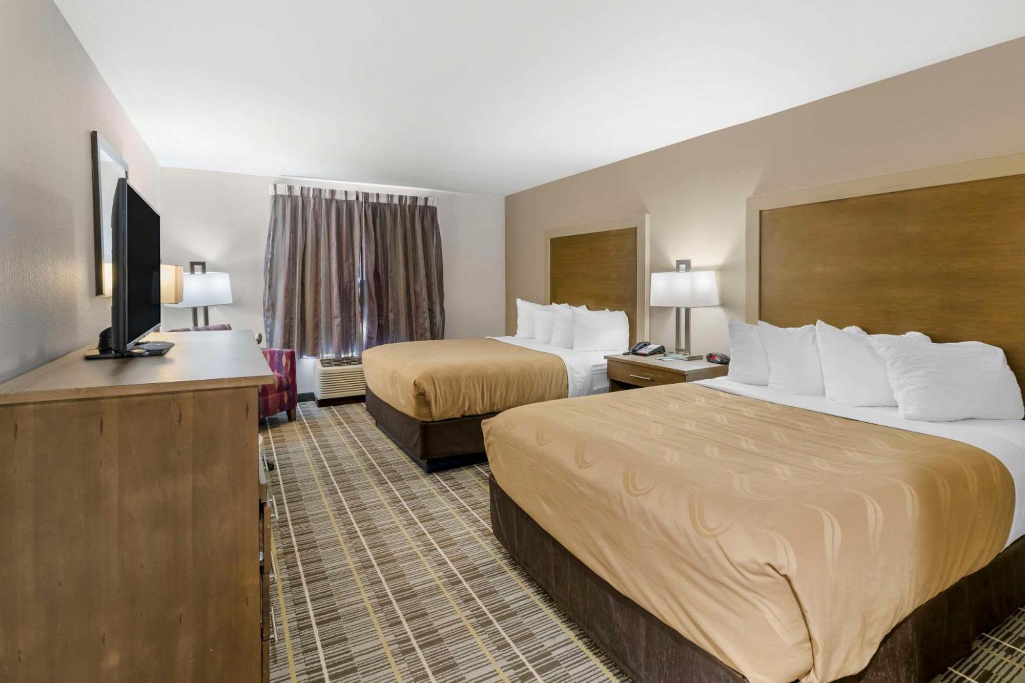 Quality Inn & Suites Carlsbad Caverns Area Exteriör bild