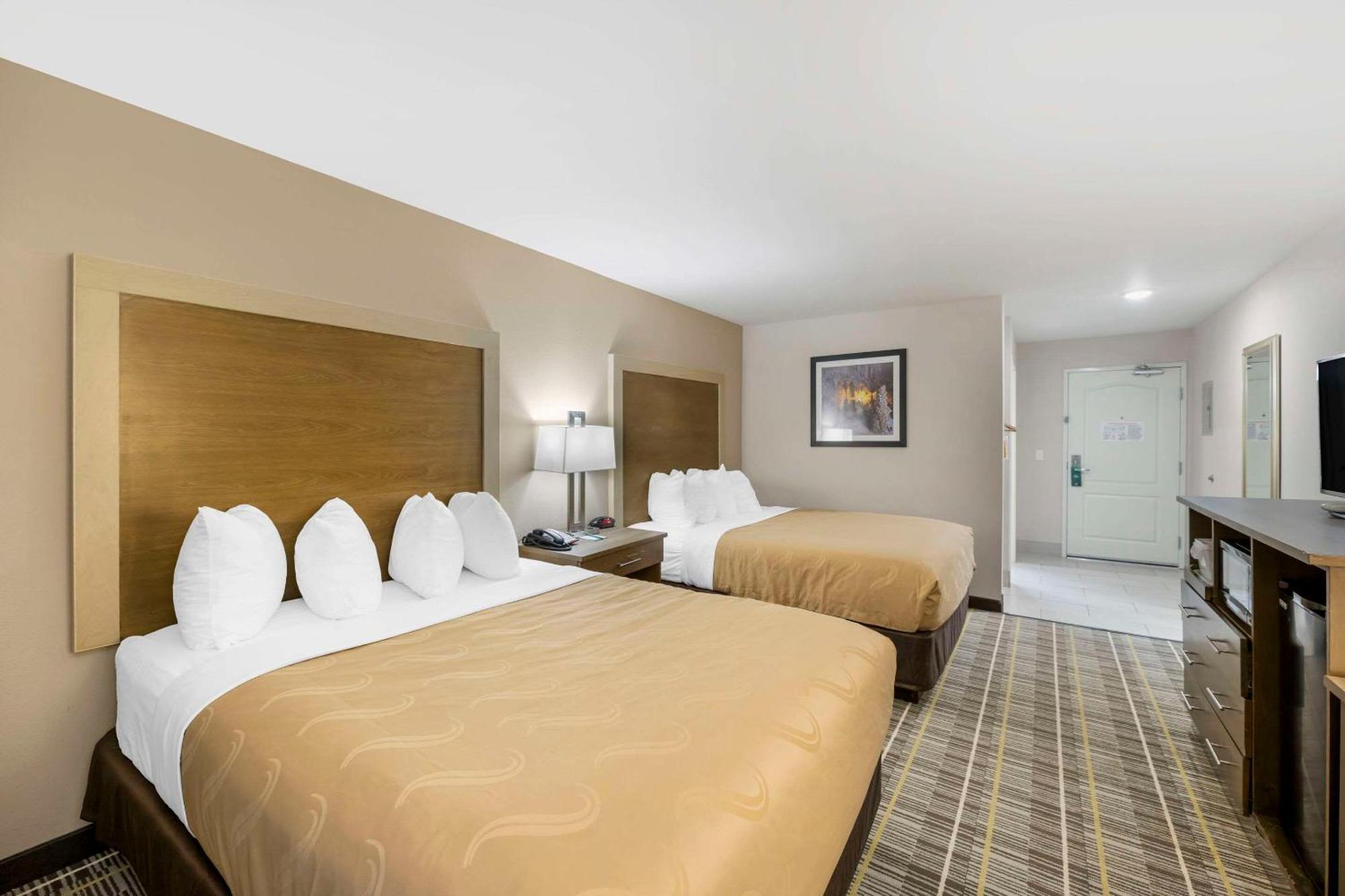 Quality Inn & Suites Carlsbad Caverns Area Exteriör bild
